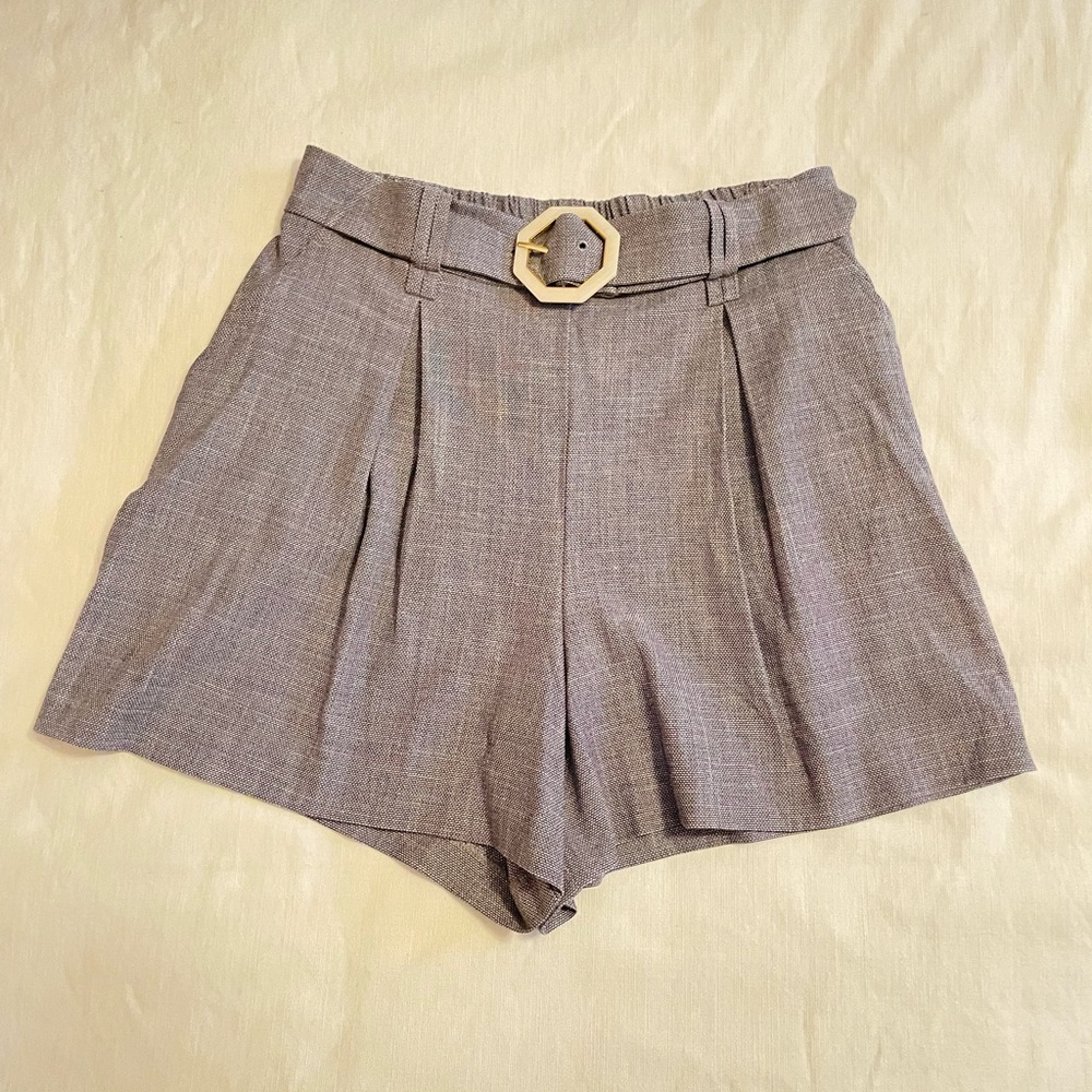 Elegant Gray Women's Shorts